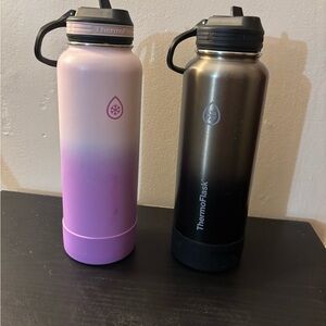 ThermoFlask Insulated Water Bottle Set - Pink and Black